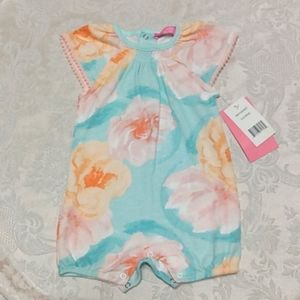 NWT Isaac Mizrahi Floral print romper Size 3-6 mos
